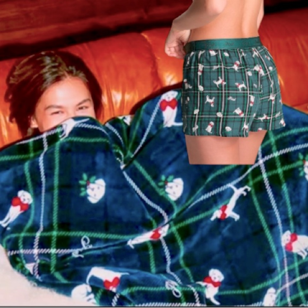 PINK FLANNEL BOXY PAJAMA SHORTS & COZY BLANKET